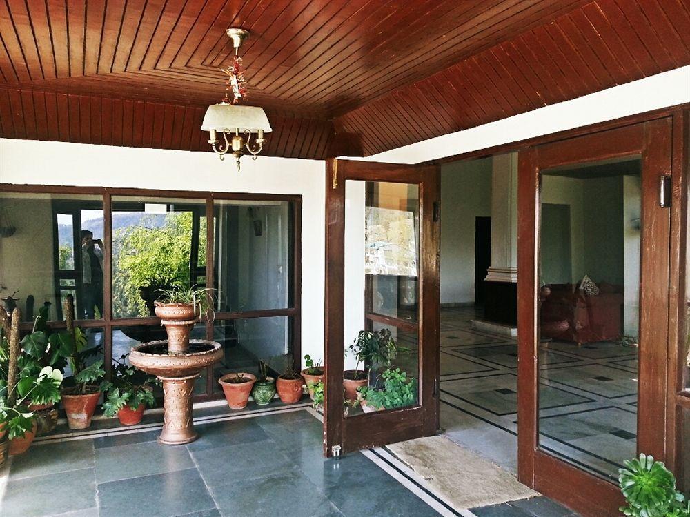 Royal Jardin Whistling Pines Resort Shimla Eksteriør bilde