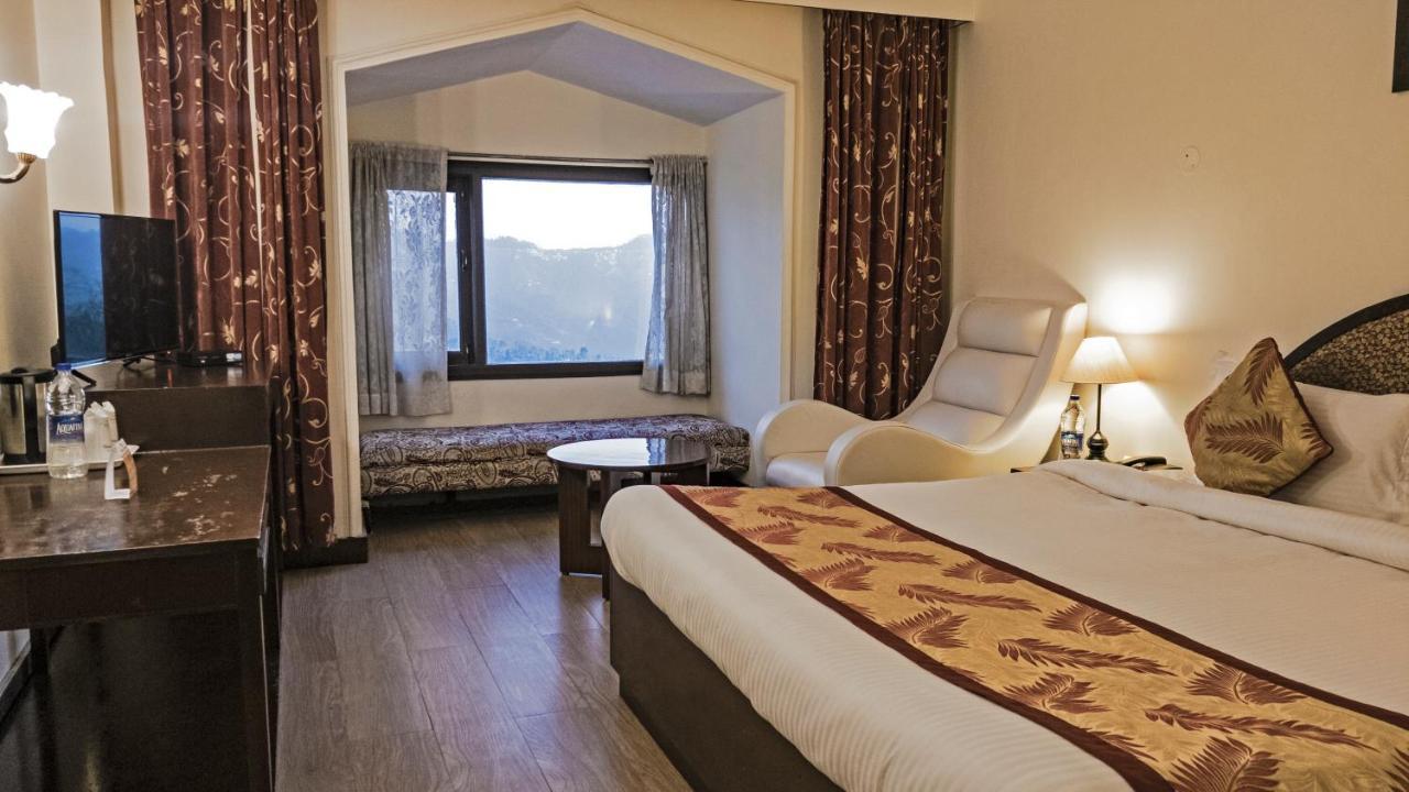 Royal Jardin Whistling Pines Resort Shimla Eksteriør bilde