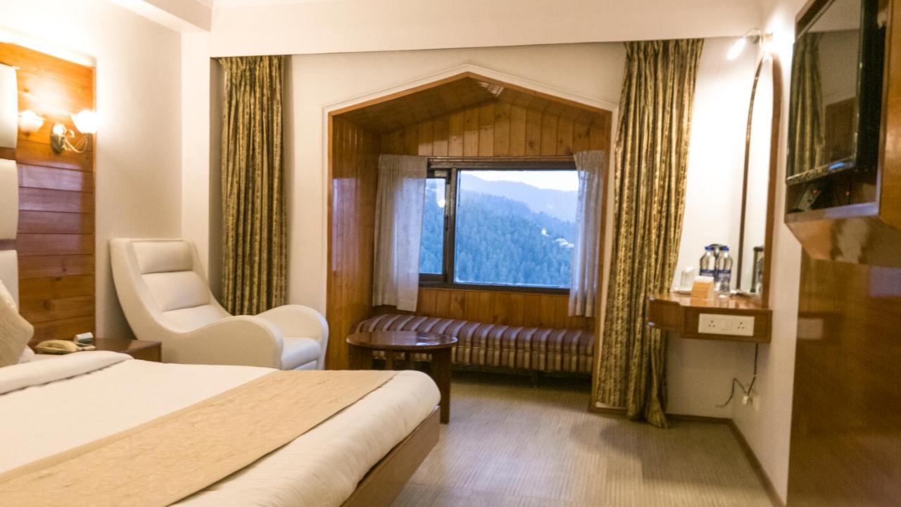 Royal Jardin Whistling Pines Resort Shimla Eksteriør bilde